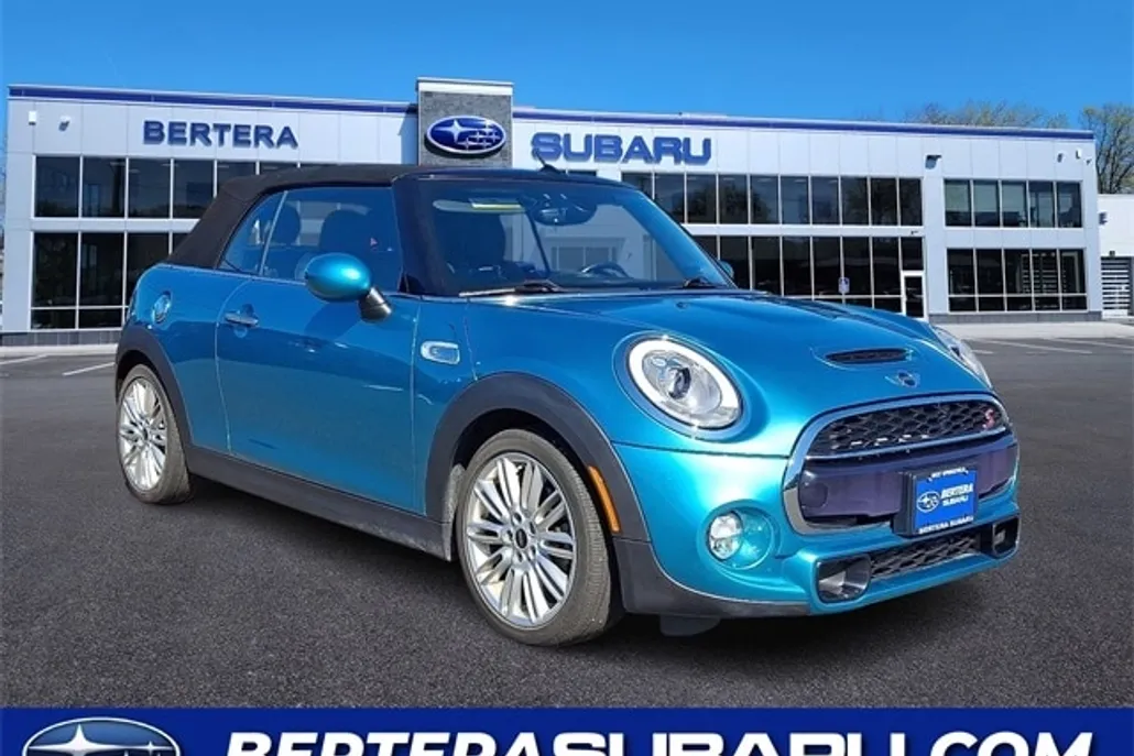 2017 Mini Cooper Base Convertible photo 1