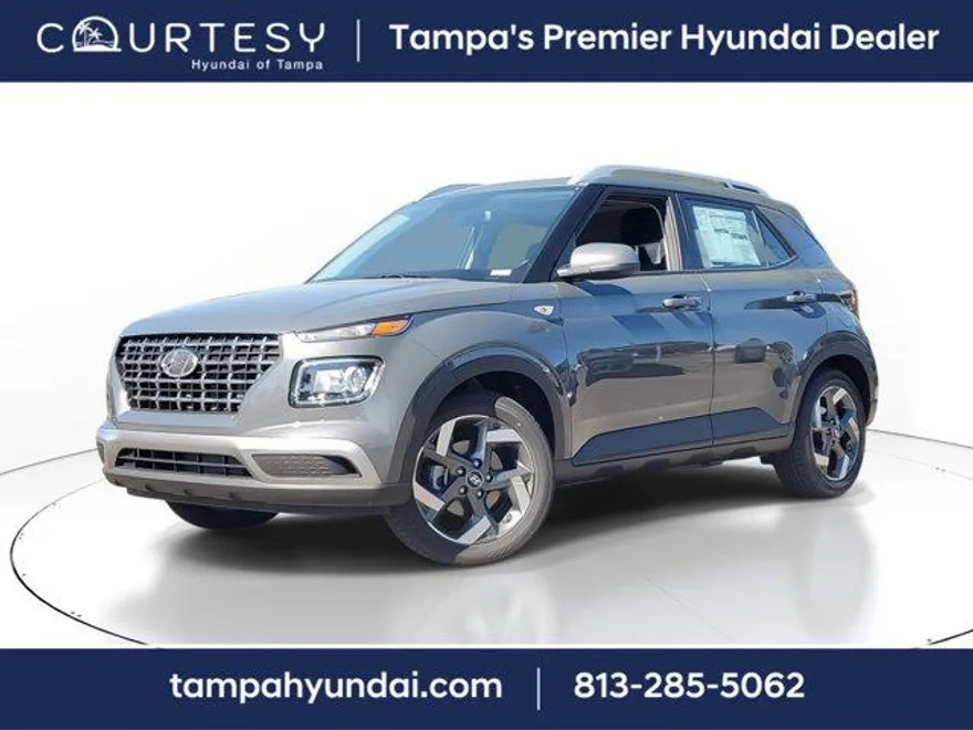 2025 Hyundai Venue SEL photo 1