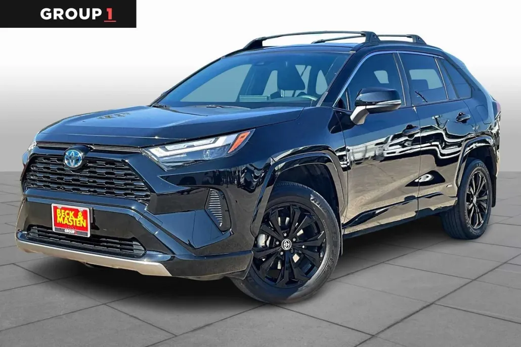 2023 Toyota RAV4 Hybrid SE photo 1