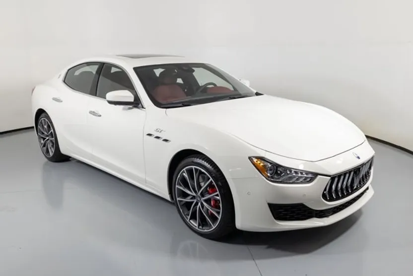 2023 Maserati Ghibli GT photo 1