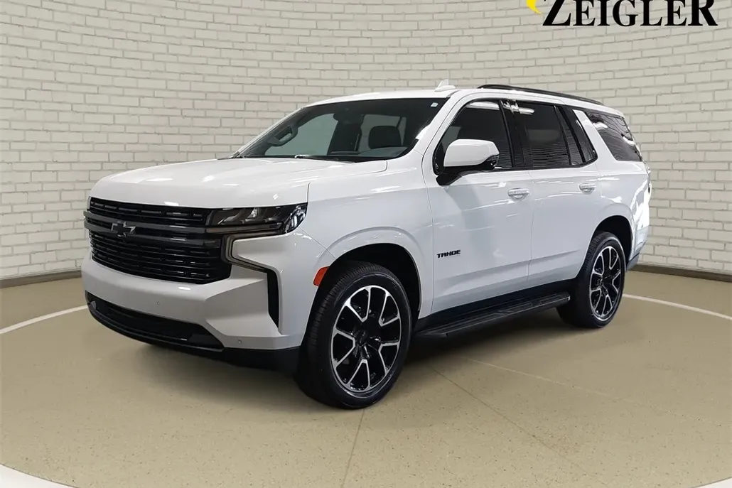 2022 Chevrolet Tahoe RST photo 1
