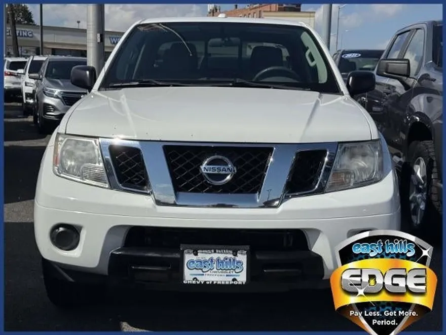 2016 Nissan Frontier Crew Cab S photo 1