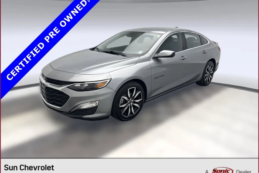 2024 Chevrolet Malibu RS photo 1