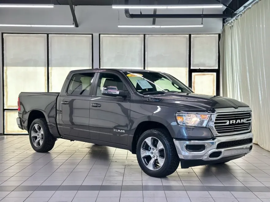 2024 Ram 1500 Laramie photo 1