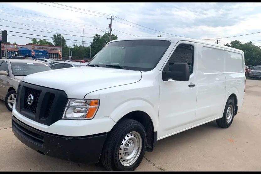 2019 Nissan NV photo 1
