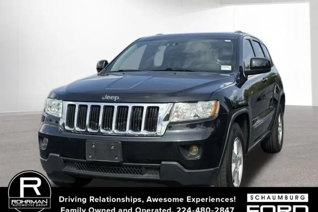 2011 Jeep Grand Cherokee Laredo photo 1