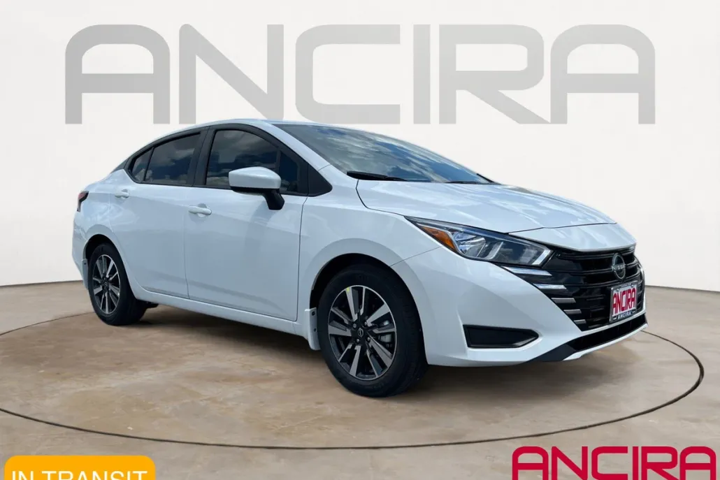 2025 Nissan Versa SV photo 1