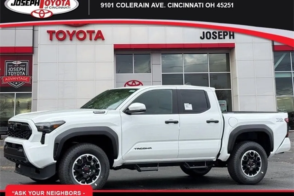 2025 Toyota Tacoma TRD photo 1