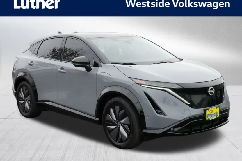 2023 Nissan ARIYA Platinum photo 1