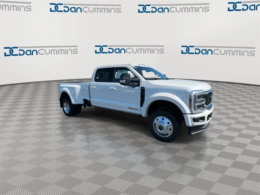 2026 Ford F-450 photo 1