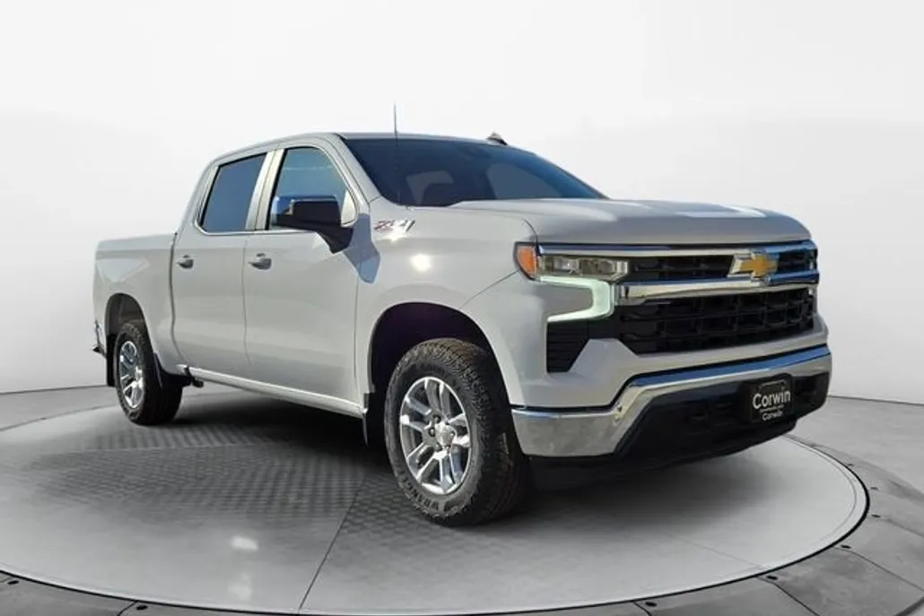 2026 Chevrolet Silverado 1500 LT photo 1