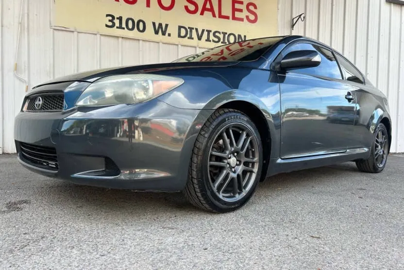 2005 Scion tC photo 1