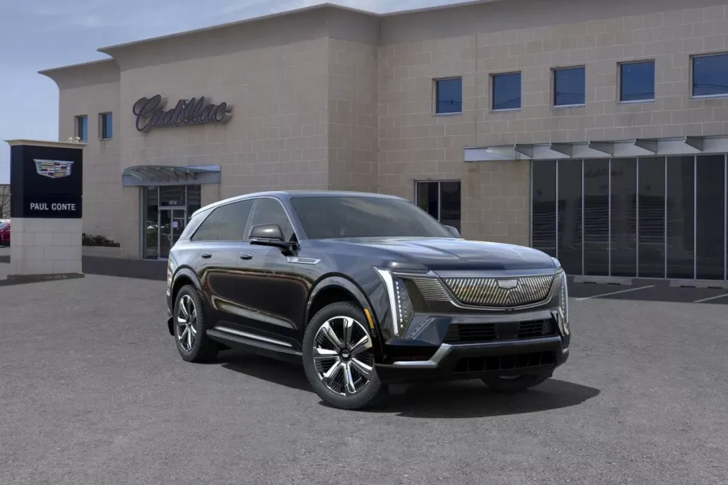 2025 Cadillac Escalade IQ Luxury photo 1