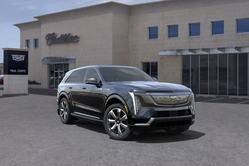2025 Cadillac Escalade IQ Luxury photo 1