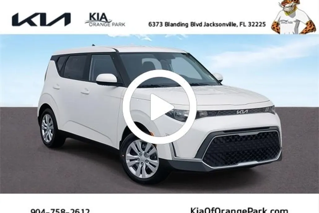 2025 Kia Soul LX photo 1