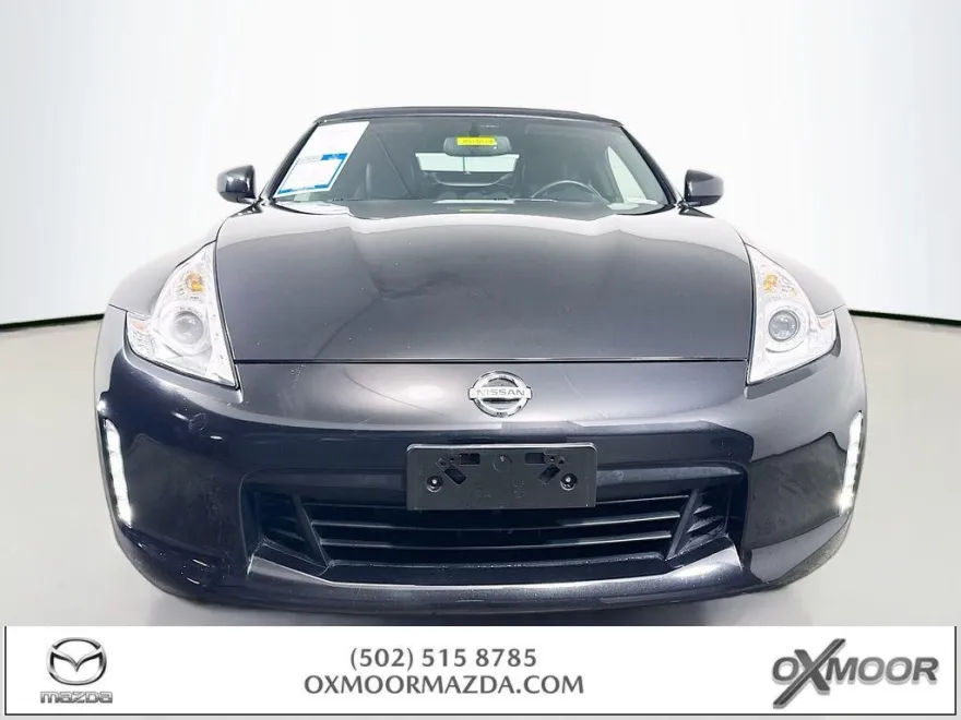 2014 Nissan 370Z Touring photo 1