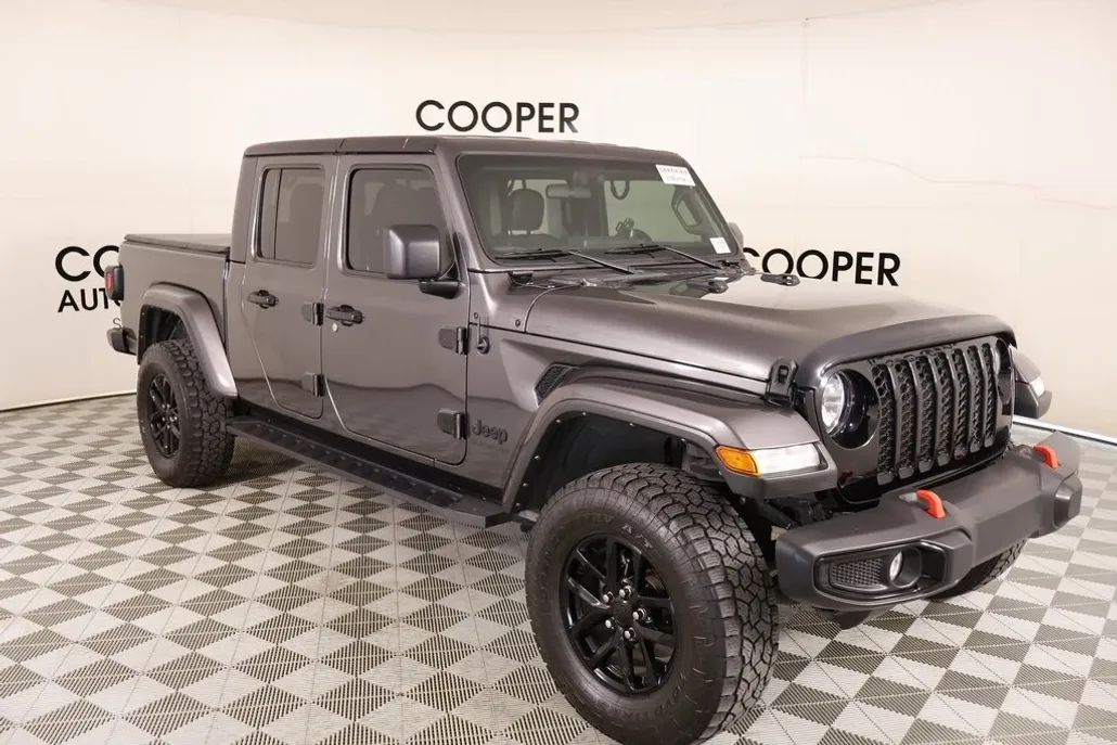 2022 Jeep Gladiator Altitude photo 1
