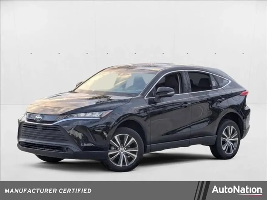 2022 Toyota Venza LE photo 1