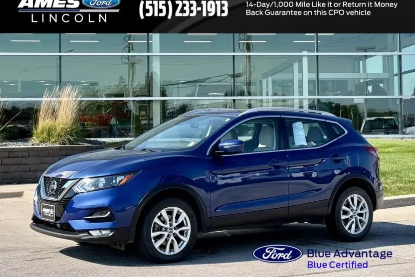2022 Nissan Rogue Sport SV photo 1