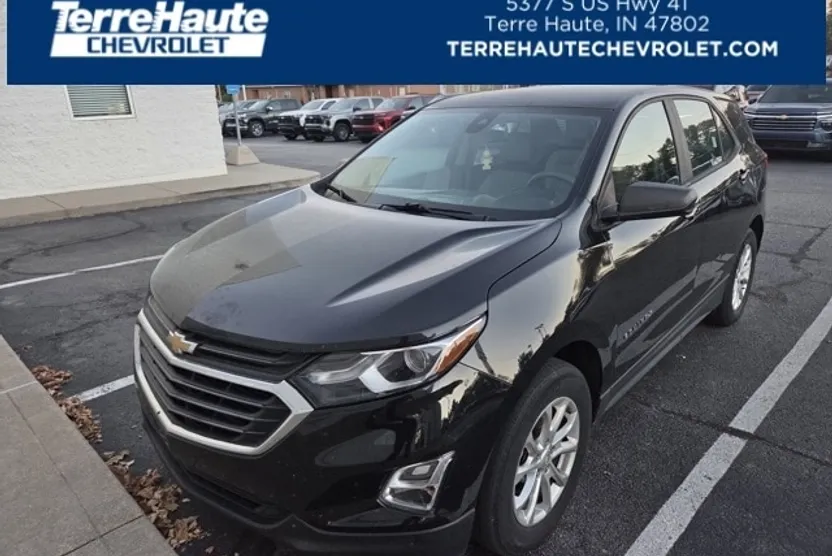 2021 Chevrolet Equinox LS photo 1