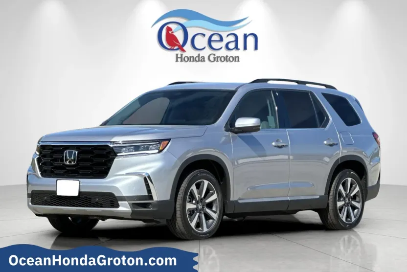 2025 Honda Pilot Touring photo 1
