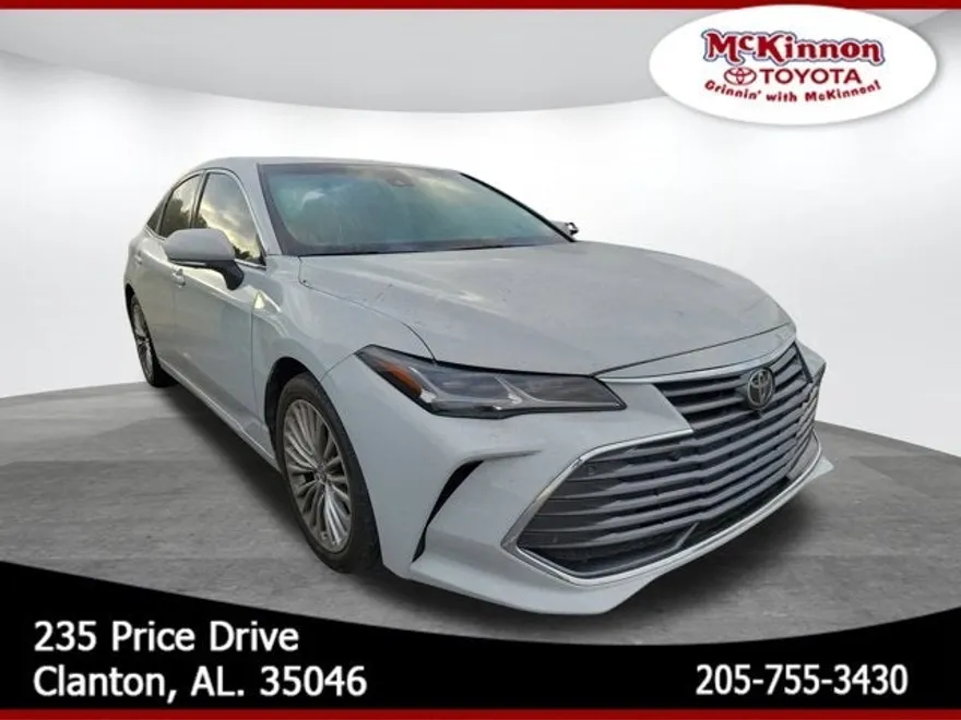 2022 Toyota Avalon Limited photo 1