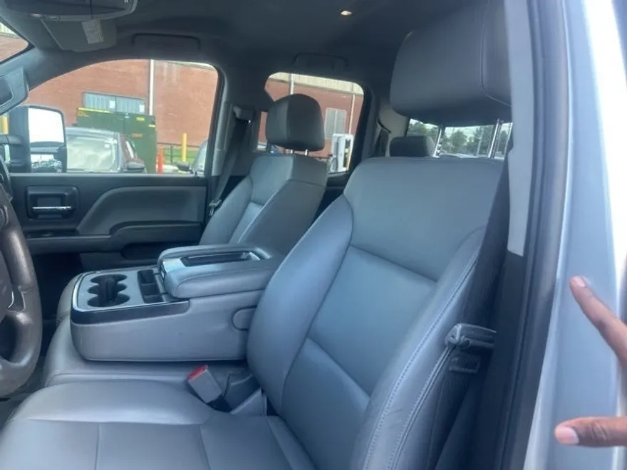 2019 Chevrolet Silverado 2500HD Work Truck photo 1