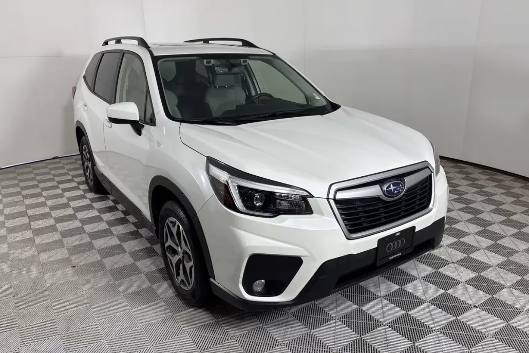 2021 Subaru Forester Premium photo 1