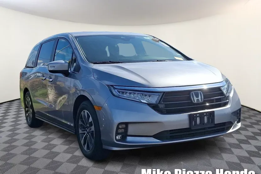 2023 Honda Odyssey EX-L photo 1