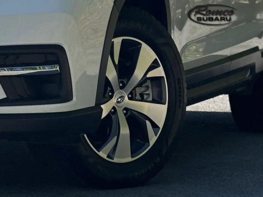 2022 Subaru Ascent Premium photo 1