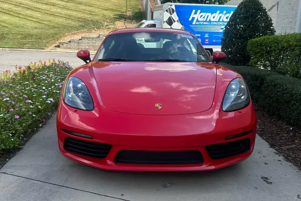 2023 Porsche Cayman S photo 1