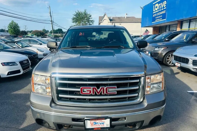 2013 Gmc Sierra 1500 SLE photo 1