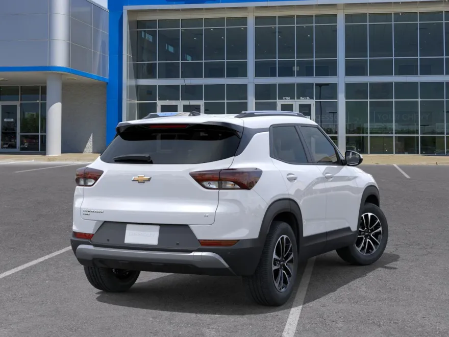 2026 Chevrolet Trailblazer LT photo 1