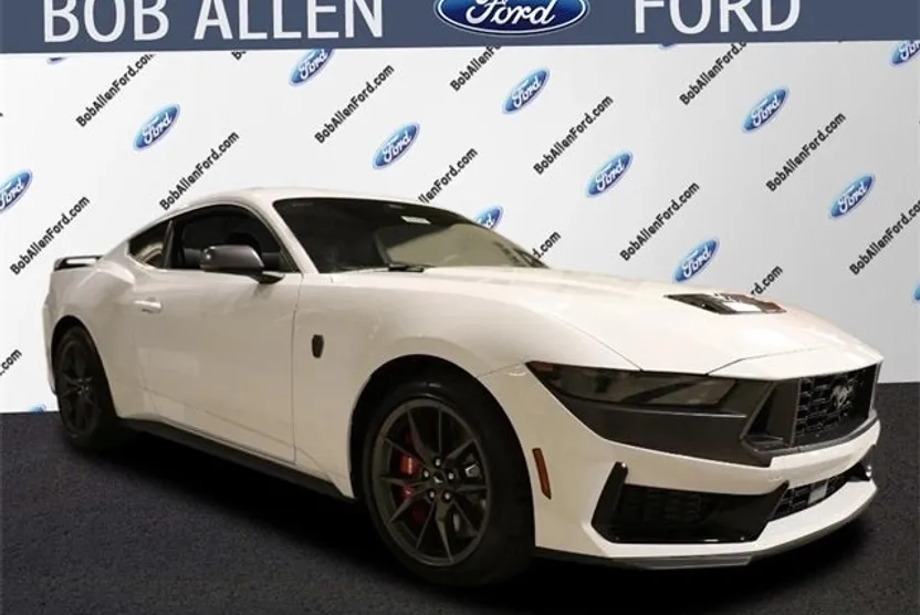 2025 Ford Mustang Dark Horse Deluxe photo 1