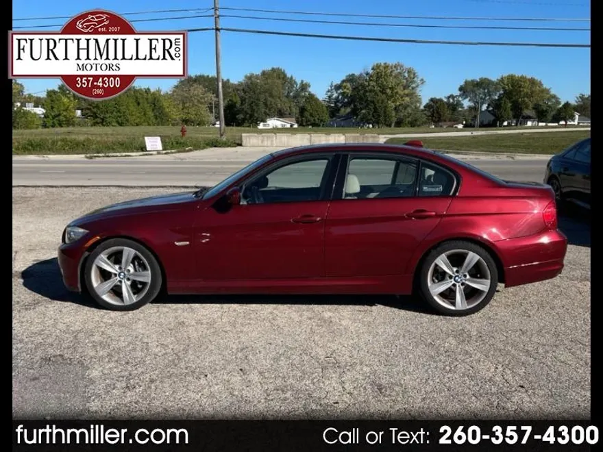 2011 Bmw 335i 3-Series photo 1