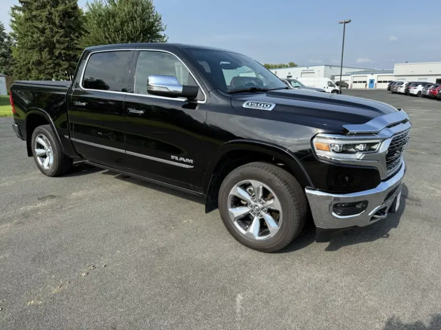 2020 Ram 1500 Limited photo 1