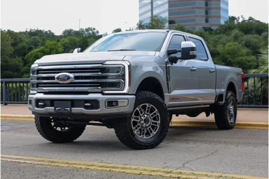 2024 Ford F-350 Limited photo 1