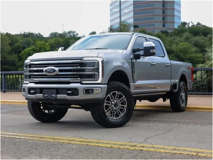 2024 Ford F-350 Limited photo 1