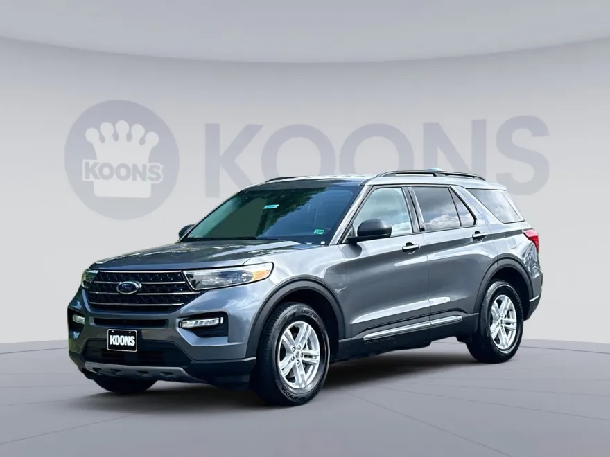 2024 Ford Explorer XLT photo 1