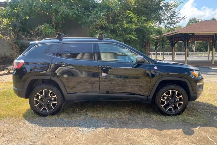 2019 Jeep Compass Trailhawk photo 1
