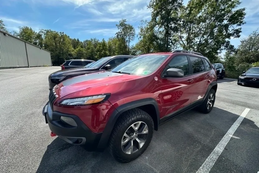 2016 Jeep Cherokee Trailhawk photo 1
