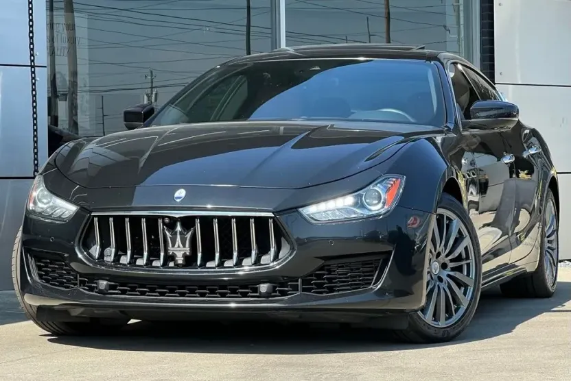2023 Maserati Ghibli Base GT photo 1