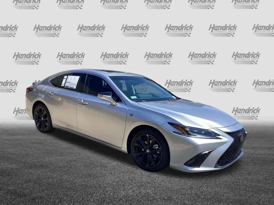 2025 Lexus ES 300h F SPORT Design photo 1