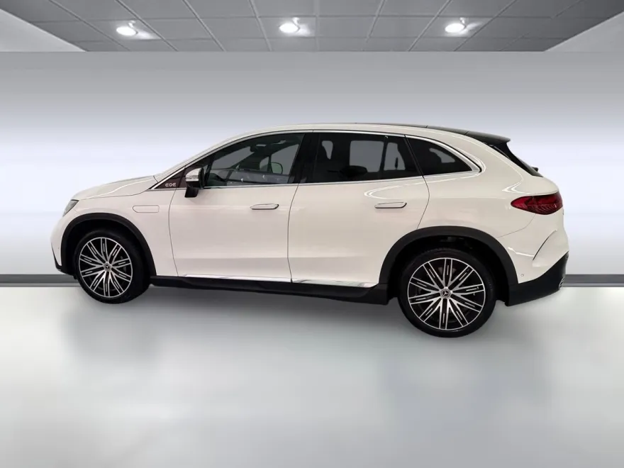 2023 Mercedes Benz 500 4MATIC photo 1