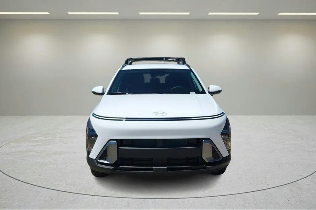 2025 Hyundai Kona SEL photo 1