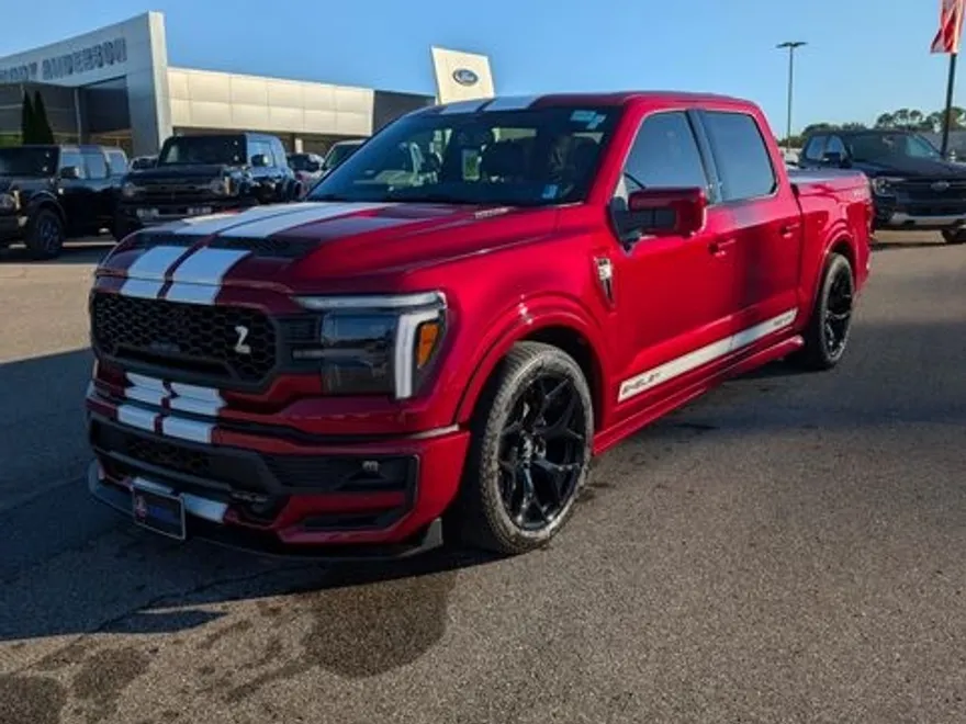 2025 Ford F-150 Lariat photo 1
