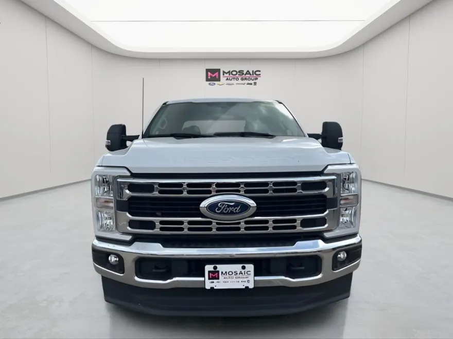 2024 Ford F-250 photo 1