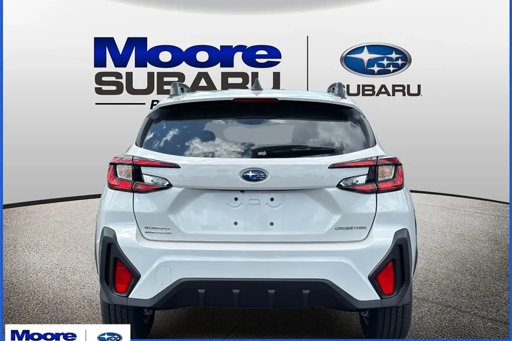 2025 Subaru Crosstrek Premium photo 1