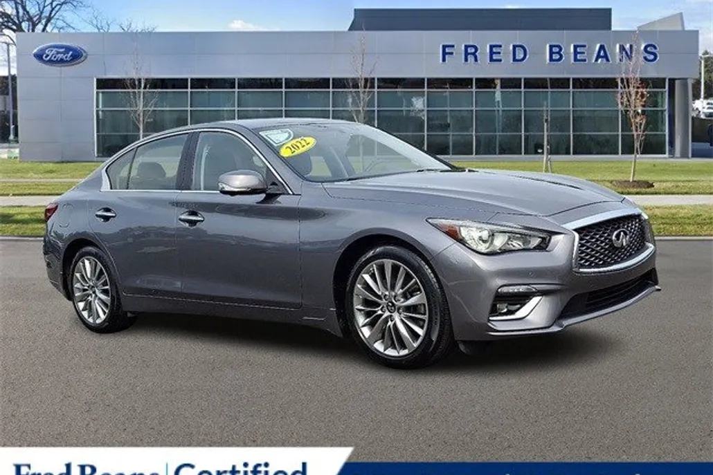 2022 Infiniti Q50 LUXE photo 1