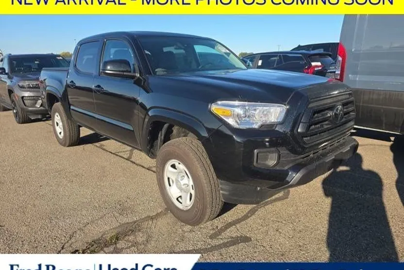 2023 Toyota Tacoma V6 4x4 Double Cab photo 1